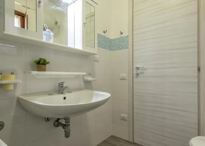 Moon Valley La Pelosa 3* Стинтино